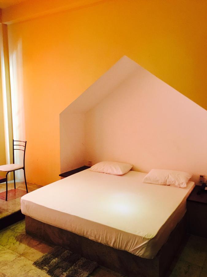 Sleek Hotel Kegalle Exterior photo